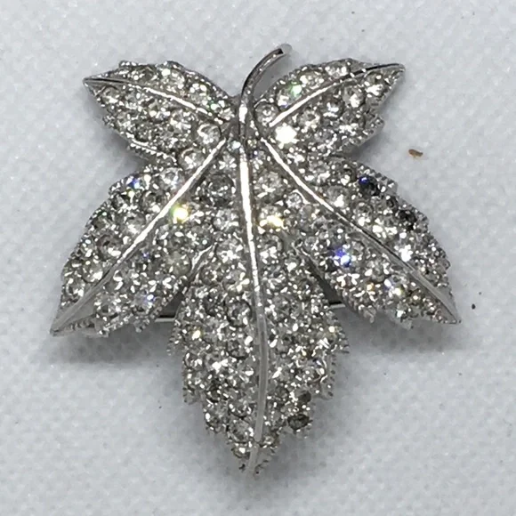 Keyes Jewelry Vintage Keyes Maple Leaf Crystal Brooch